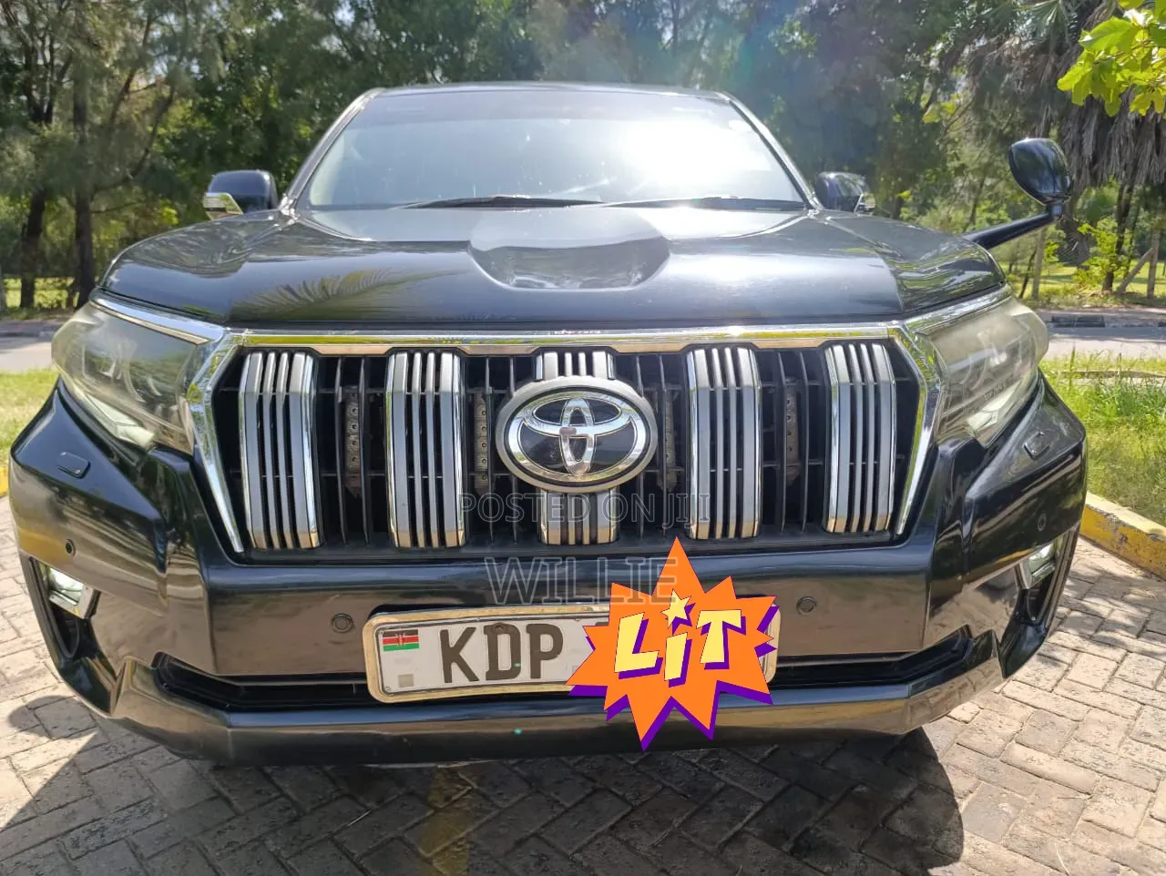 Toyota Land Cruiser Prado 2016 Black