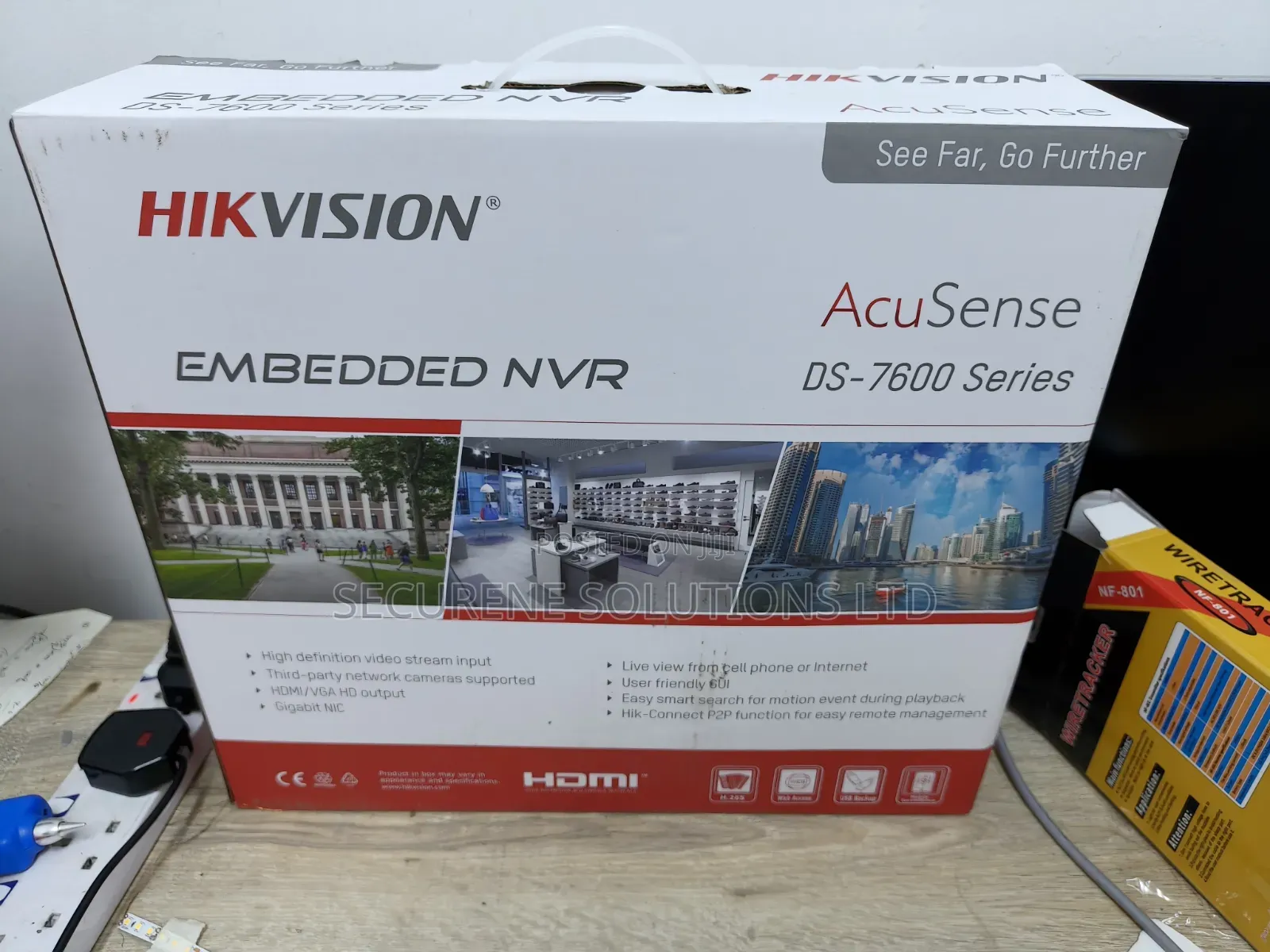Hikvision 32-Channel Poe Acusense Facial Recognition NVR Ds-7632nxi