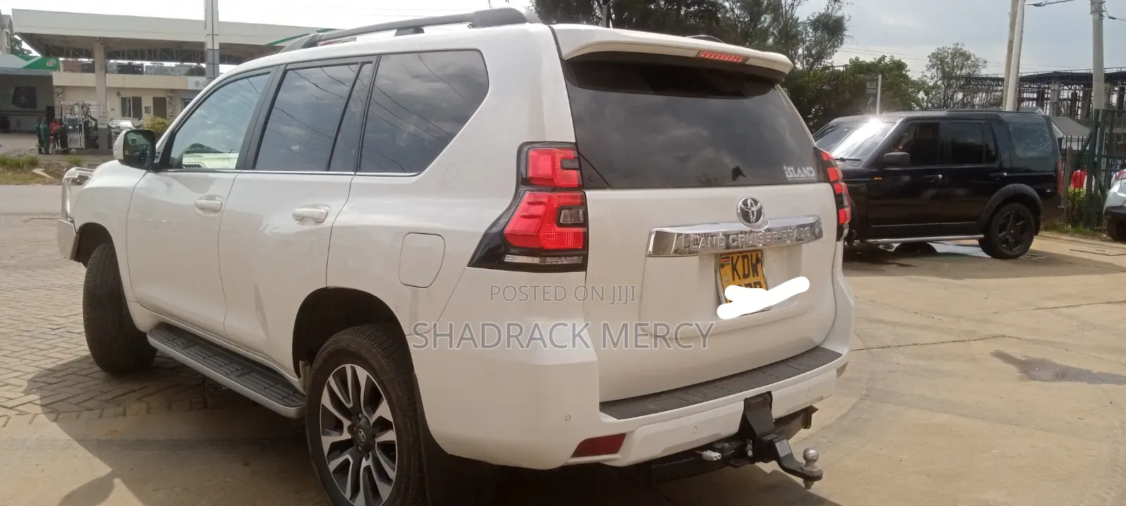 Toyota Land Cruiser Prado 2023 White