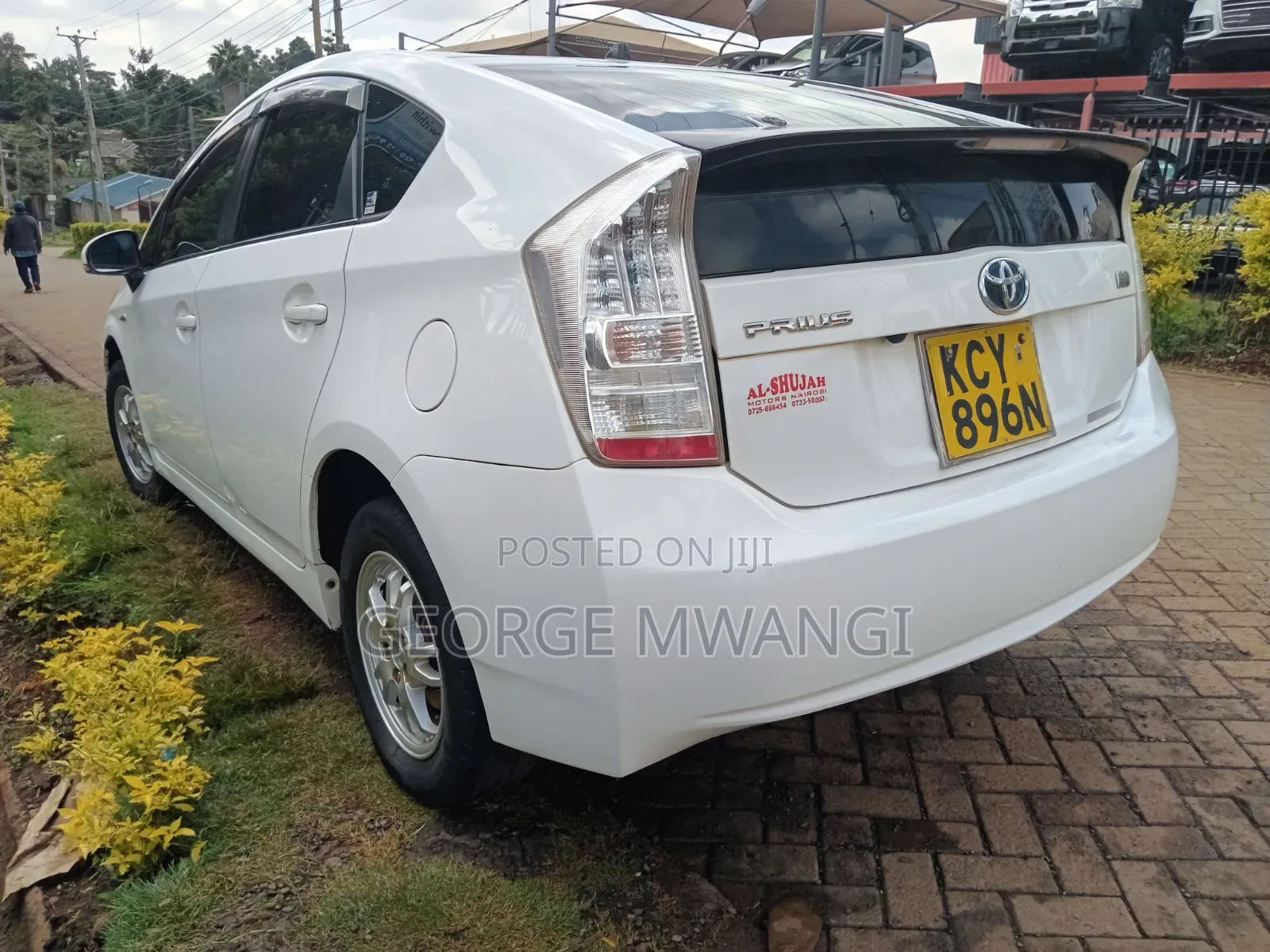 Toyota Prius 2012 White