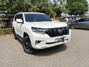 Toyota Land Cruiser Prado 2019 White