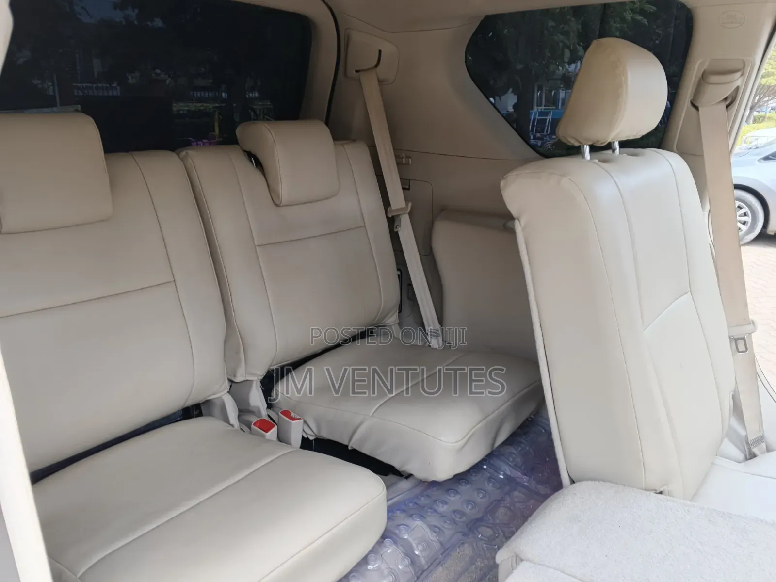 Toyota Land Cruiser Prado 2019 White