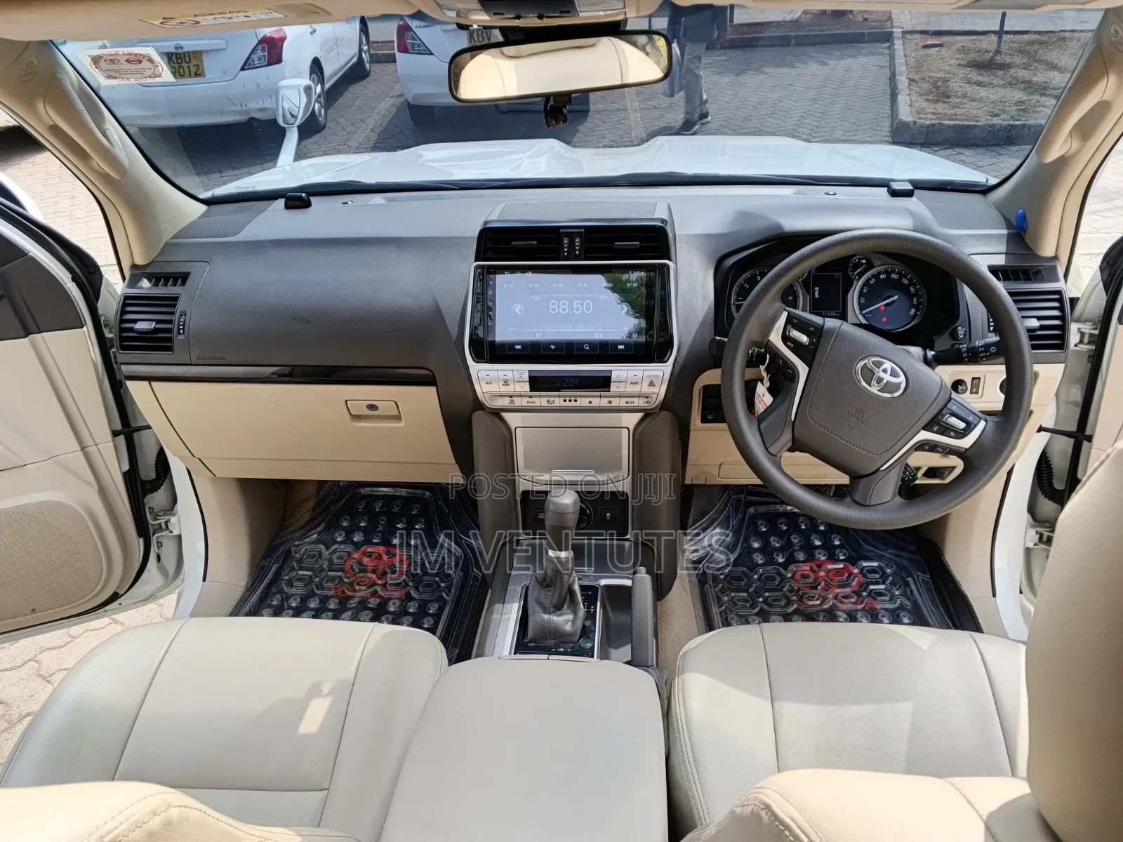 Toyota Land Cruiser Prado 2019 White