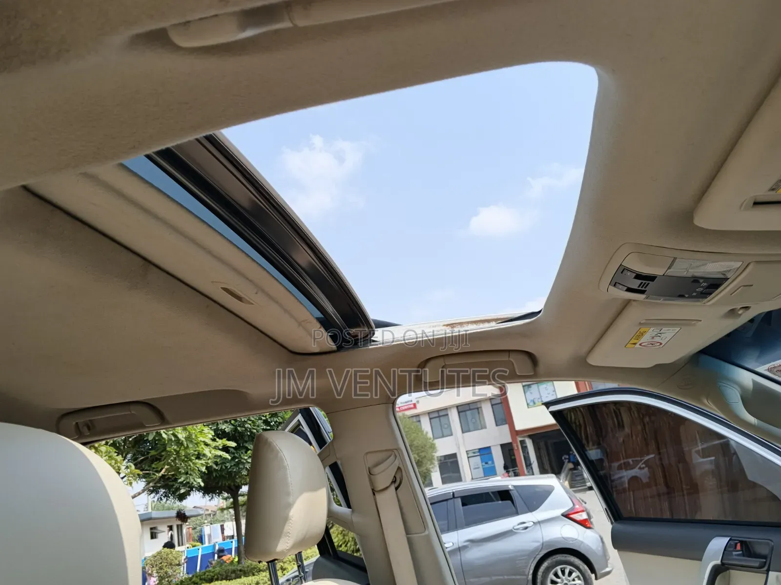 Toyota Land Cruiser Prado 2019 White