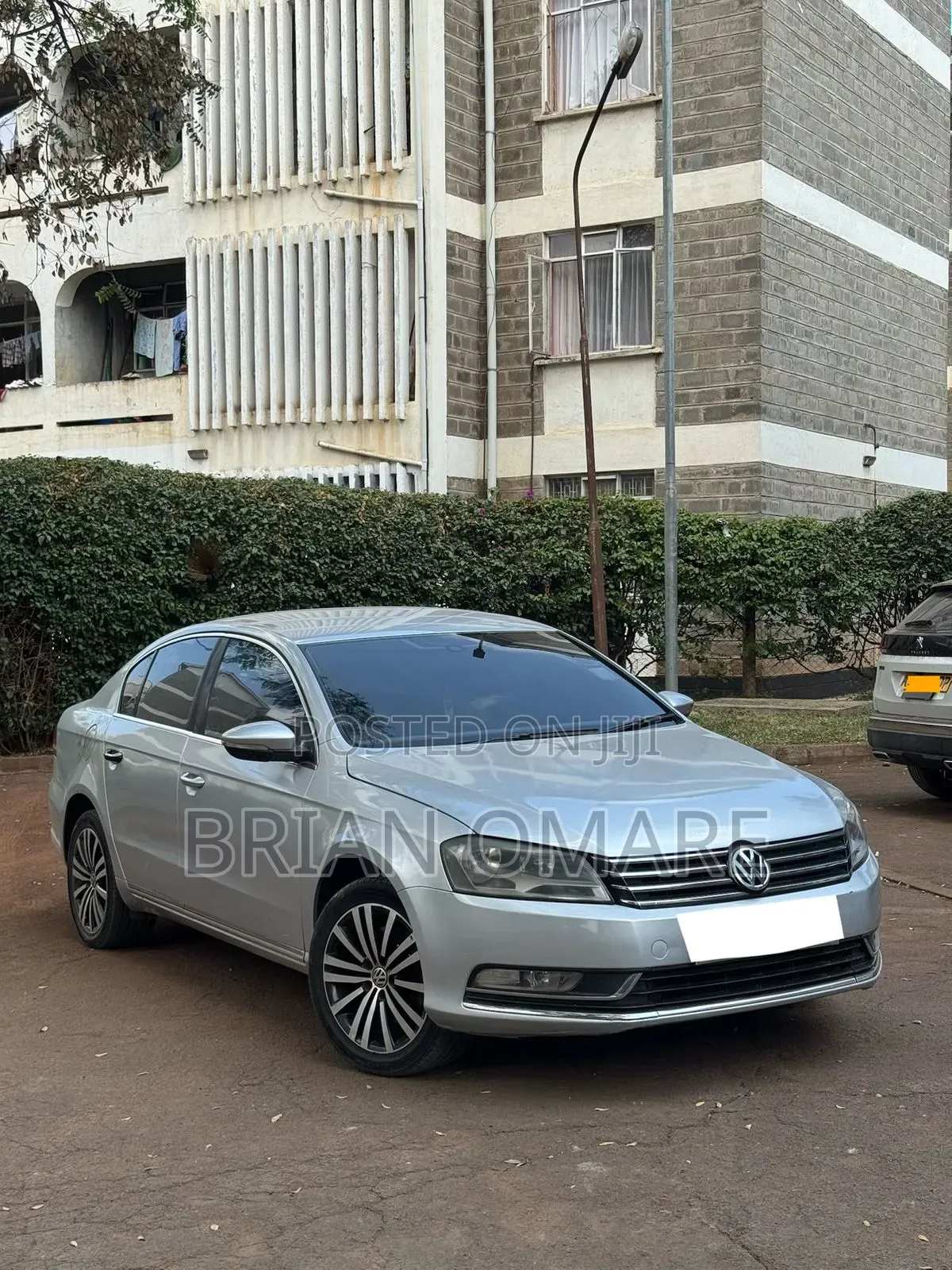 Volkswagen Passat 2011 Silver