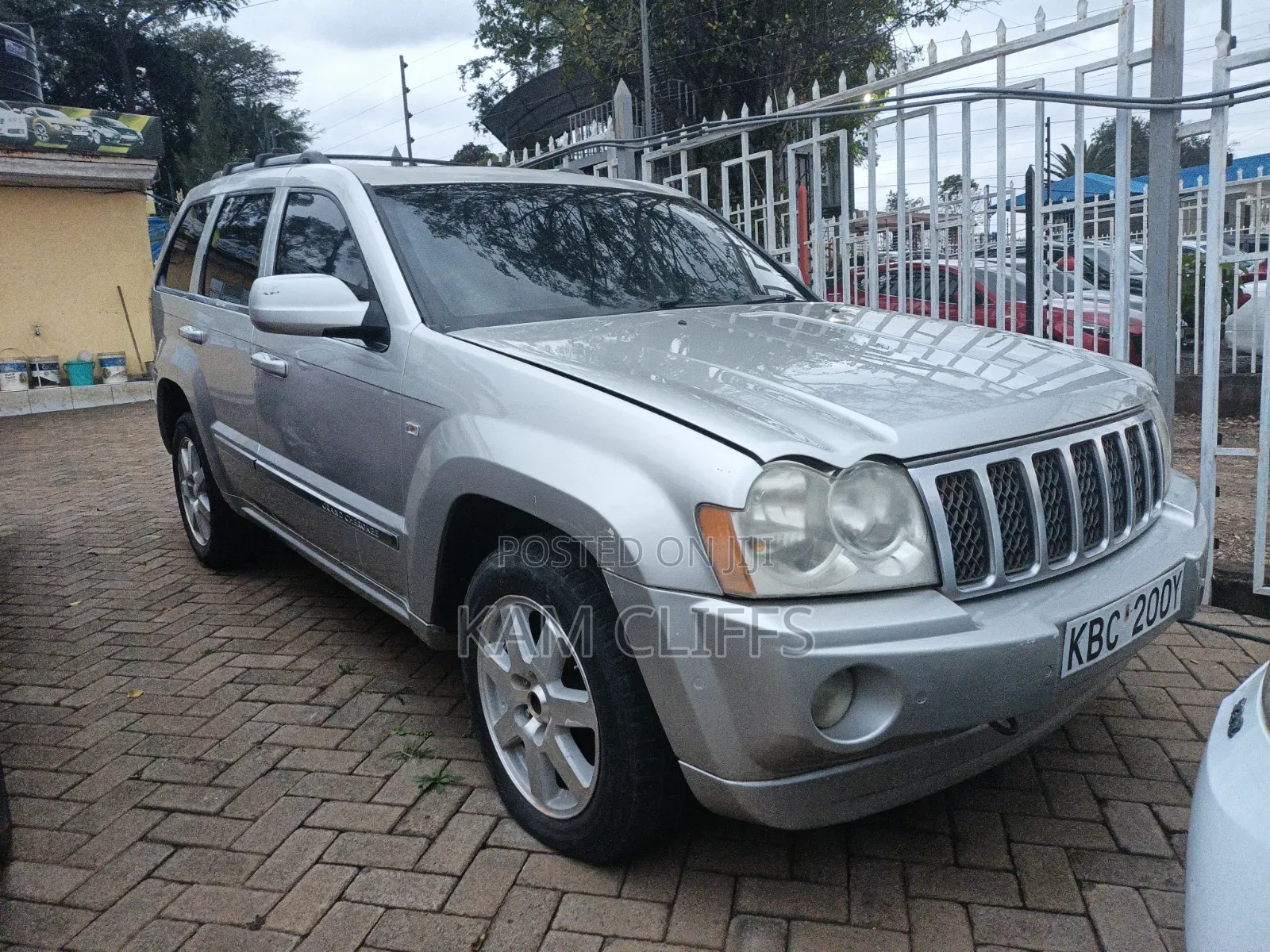 Jeep Grand Cherokee 2004 Silver
