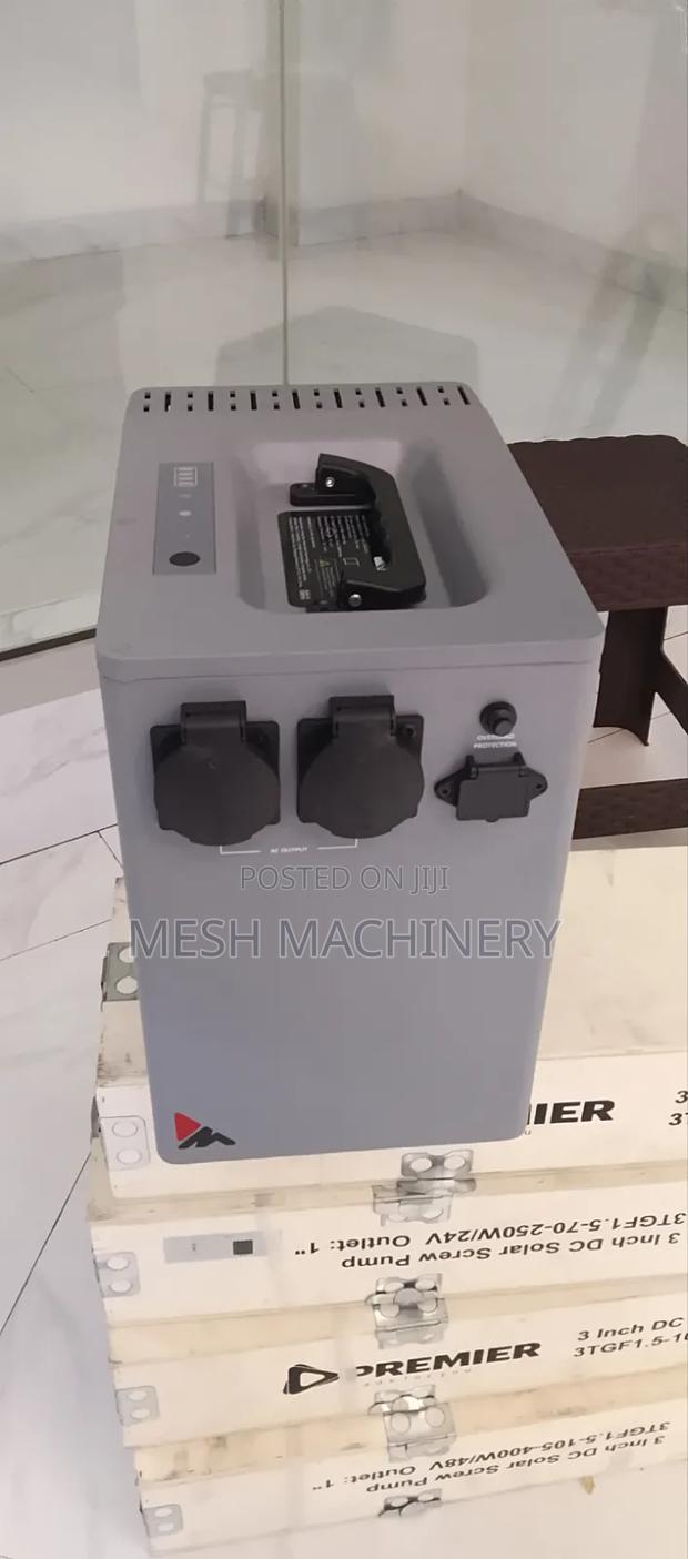Vestwood Portable Power Station (2009.6wh/1000w Acmax Output)