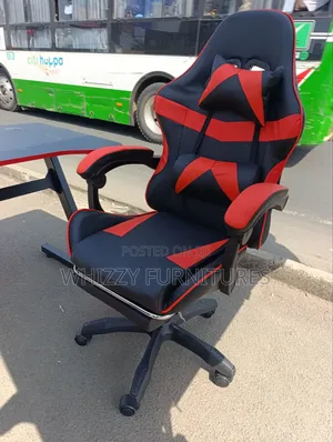 Best Gaming Setup – Desk + Chair