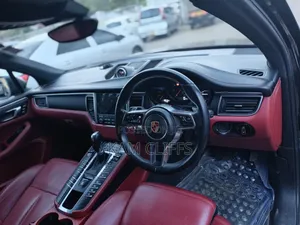 Porsche Macan 2016 Black