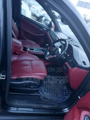 Porsche Macan 2016 Black
