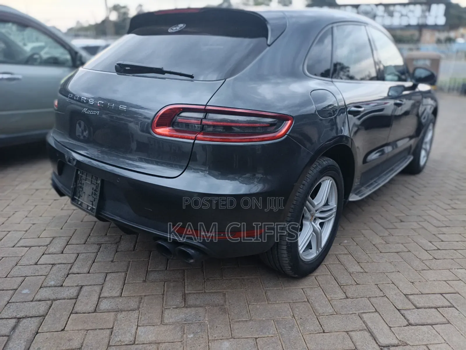 Porsche Macan 2016 Black