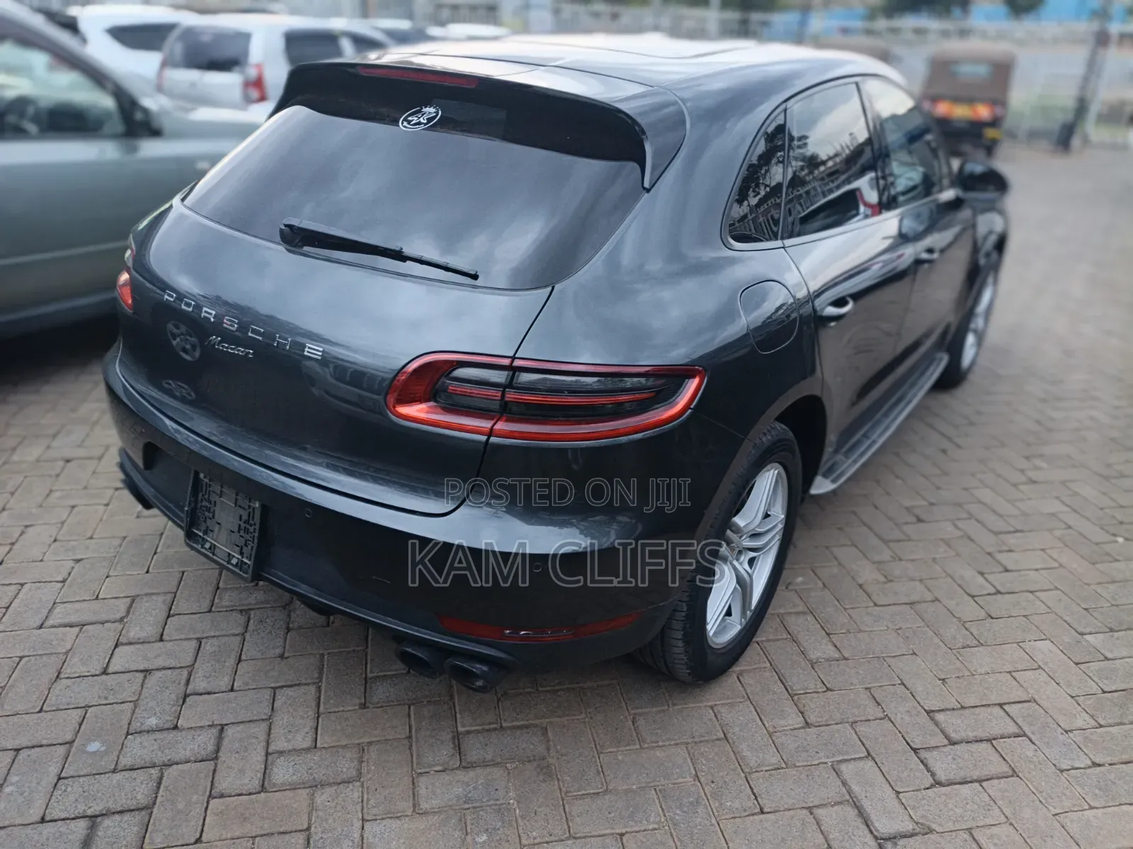 Porsche Macan 2016 Black