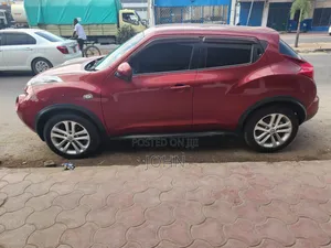 Nissan Juke S 2012 Red