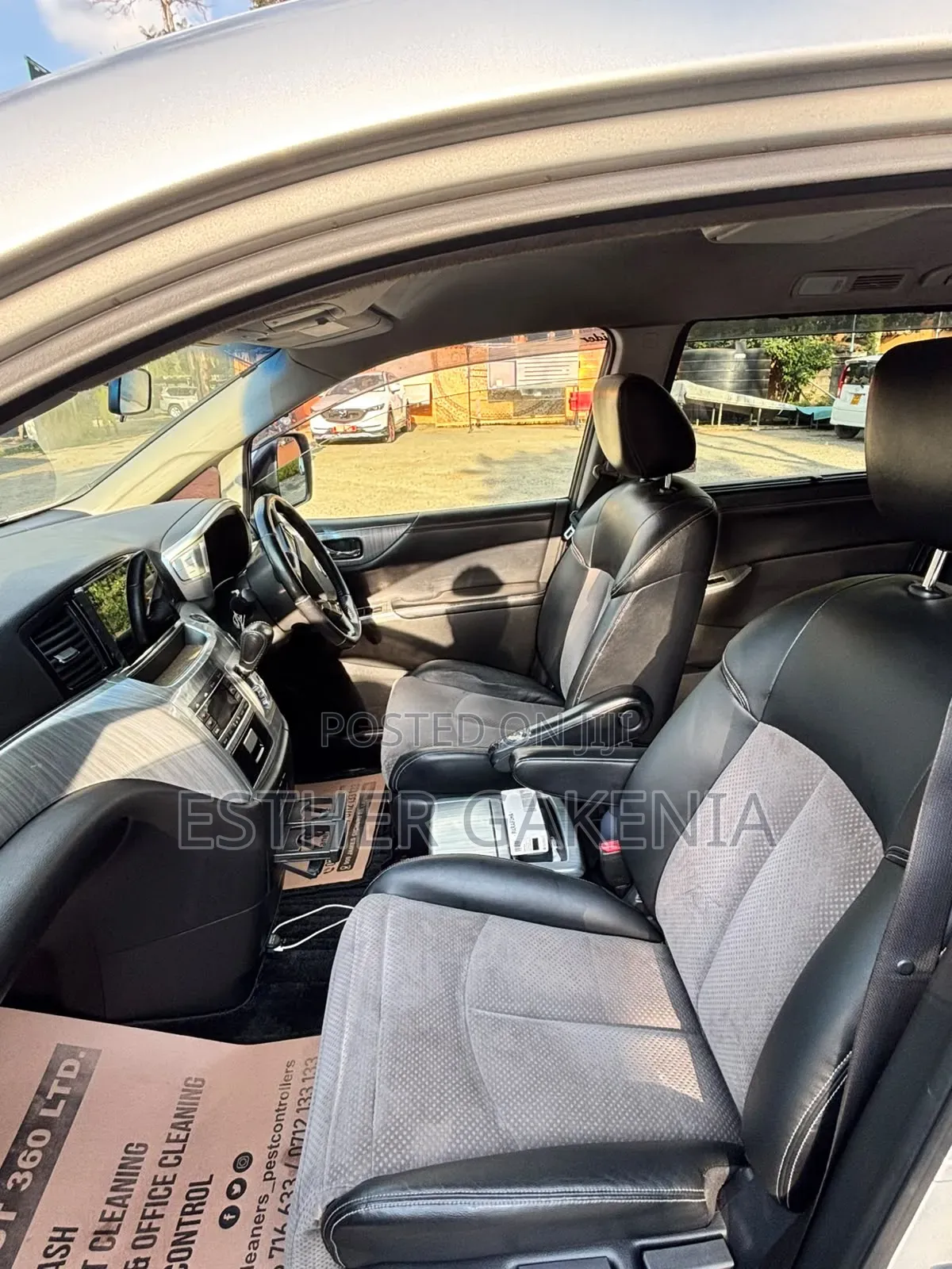 Nissan Elgrand SV Premium 2014 Silver