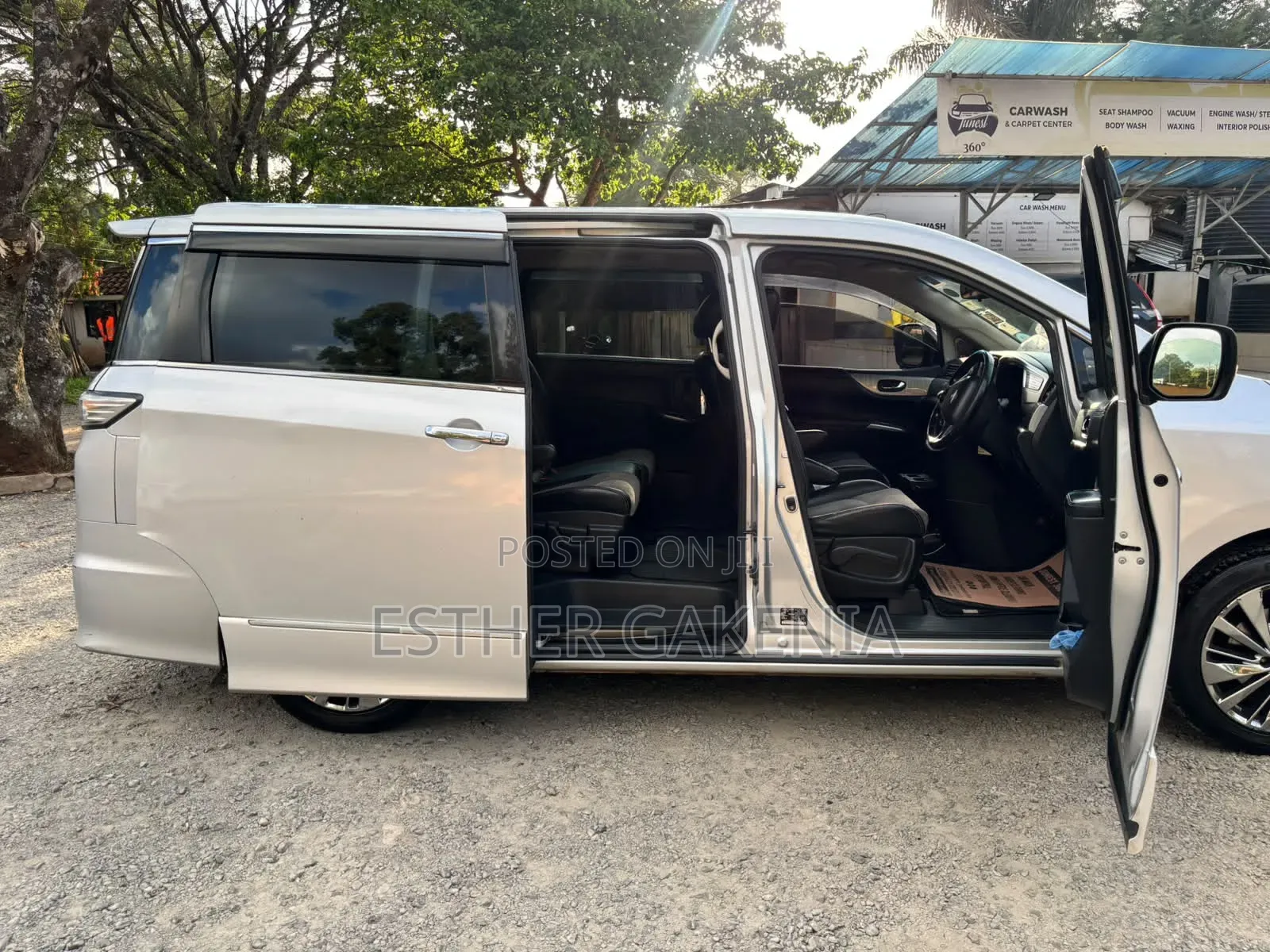 Nissan Elgrand SV Premium 2014 Silver