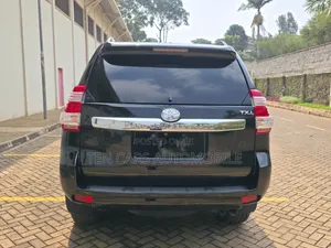 Toyota Land Cruiser Prado 2015 Black