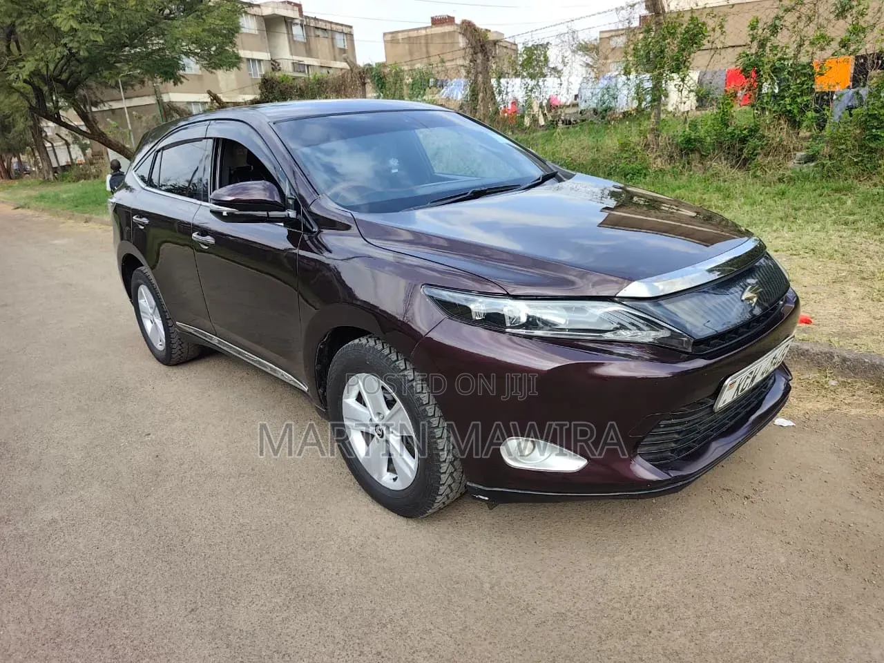 Toyota Harrier 2014
