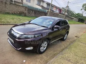 Toyota Harrier 2014