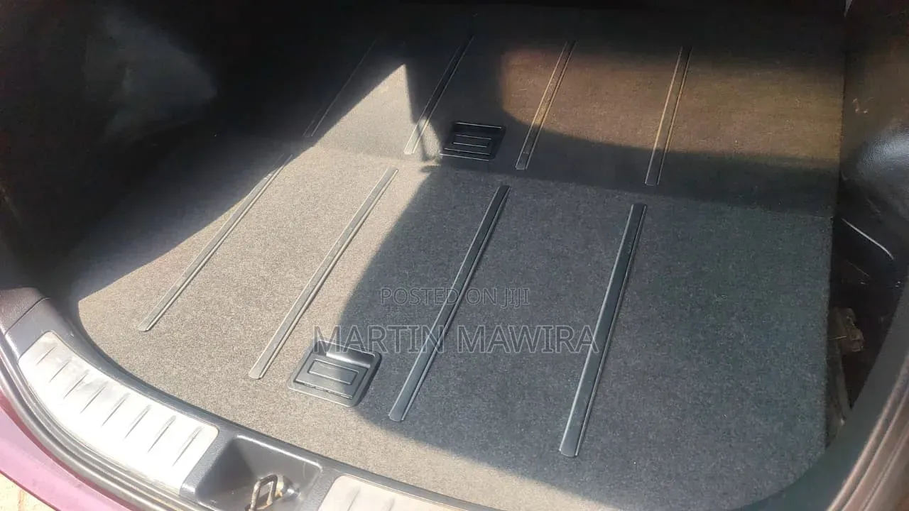 Toyota Harrier 2014