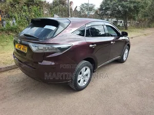 Toyota Harrier 2014