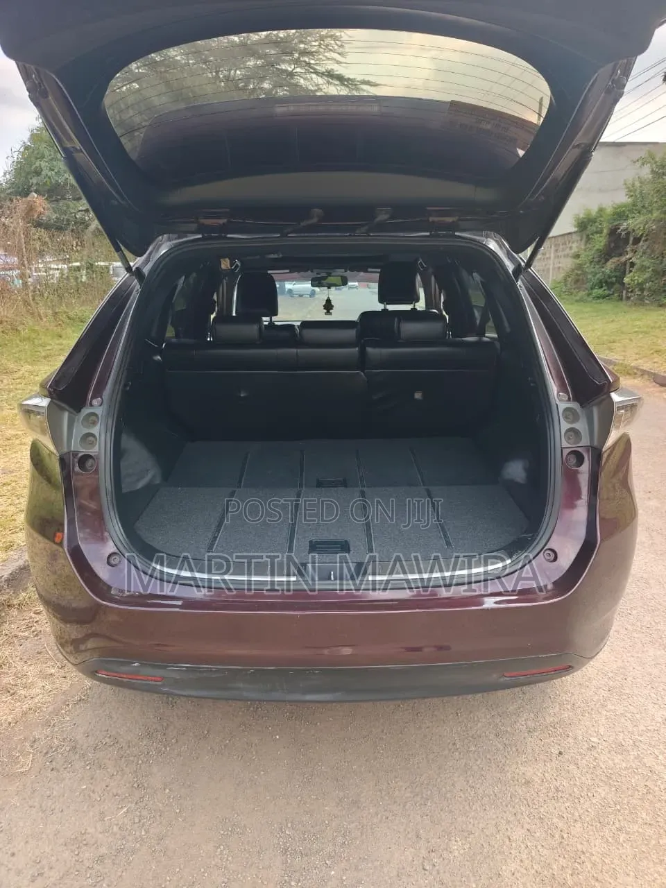 Toyota Harrier 2014