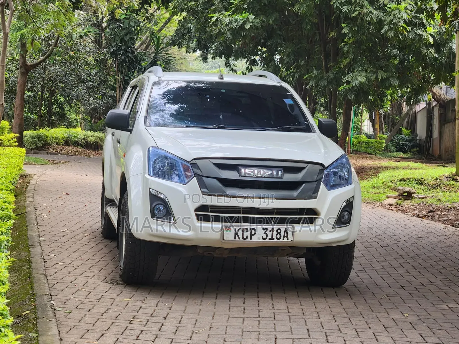 Isuzu D-MAX 2017 White