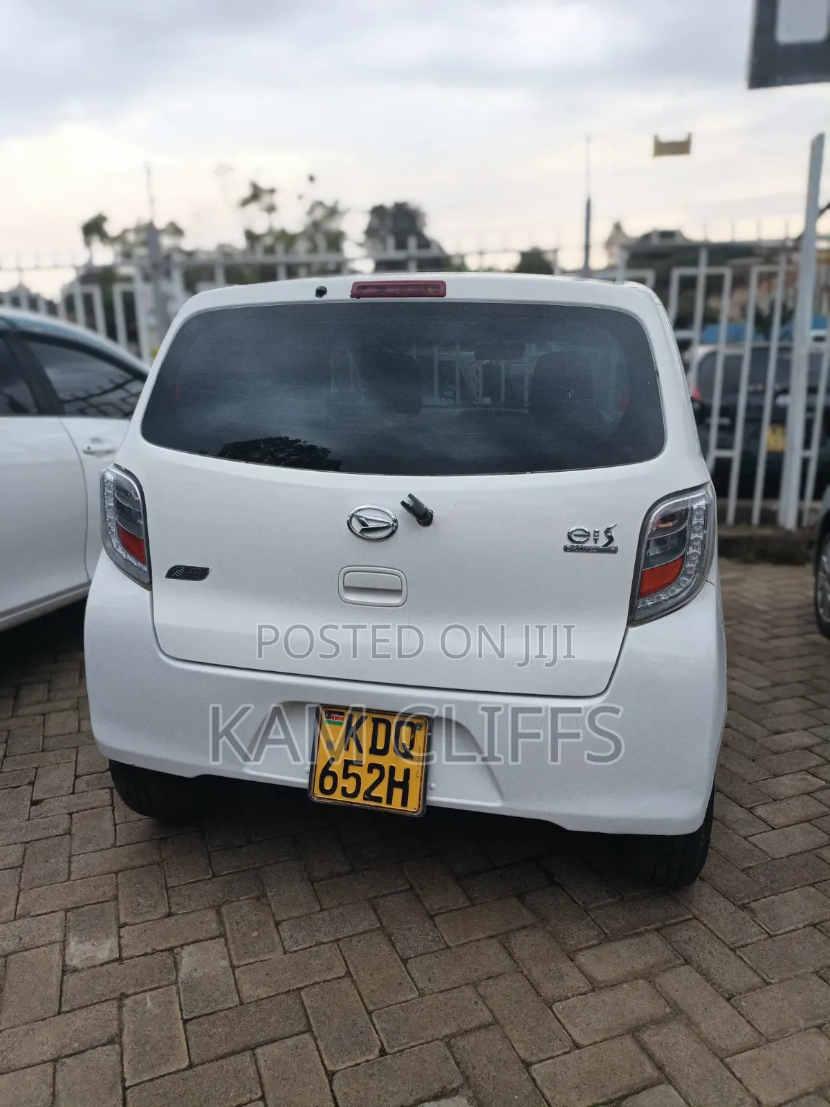 Daihatsu Mira 2018 White