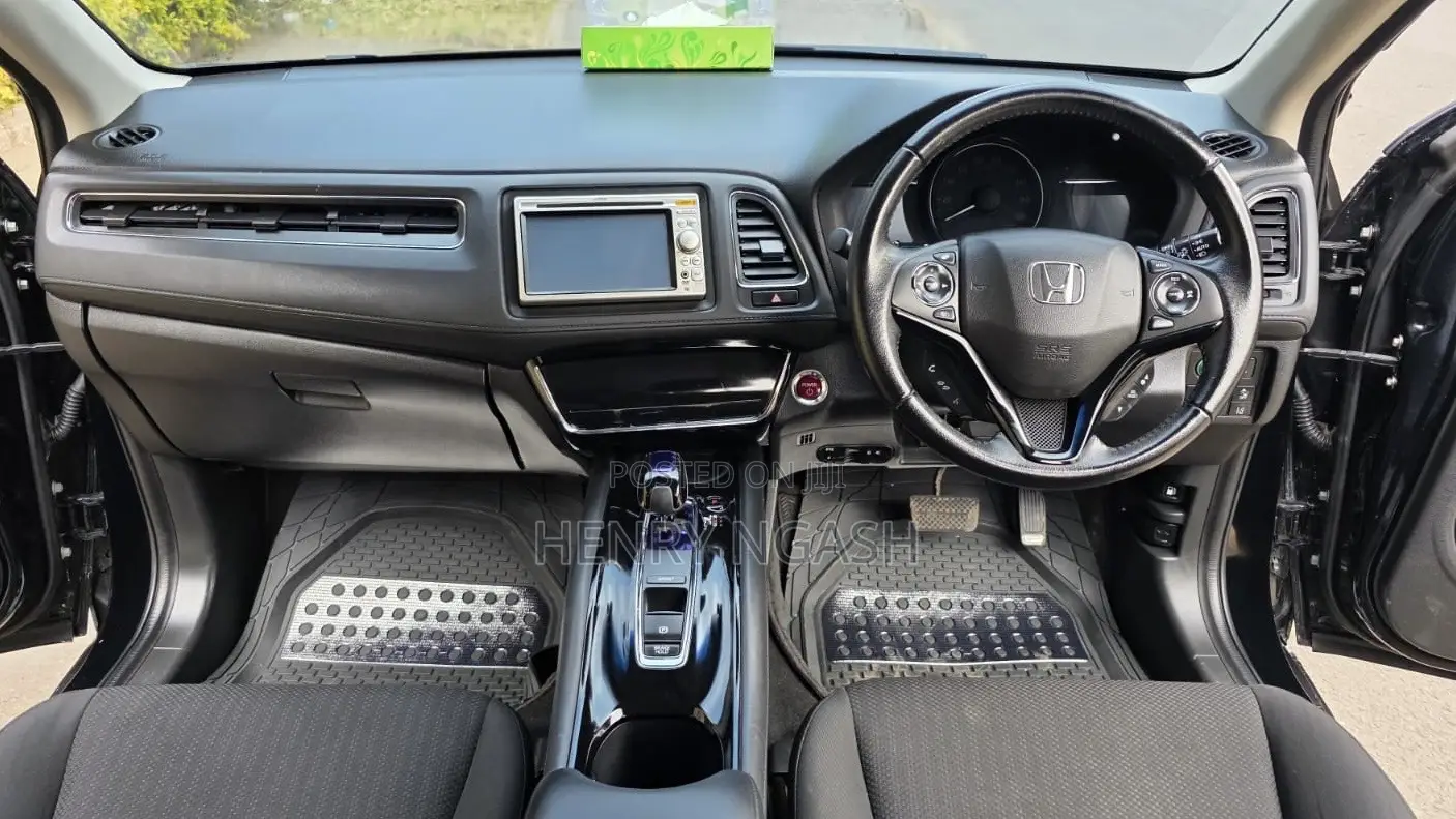 Honda Vezel 2016 Black