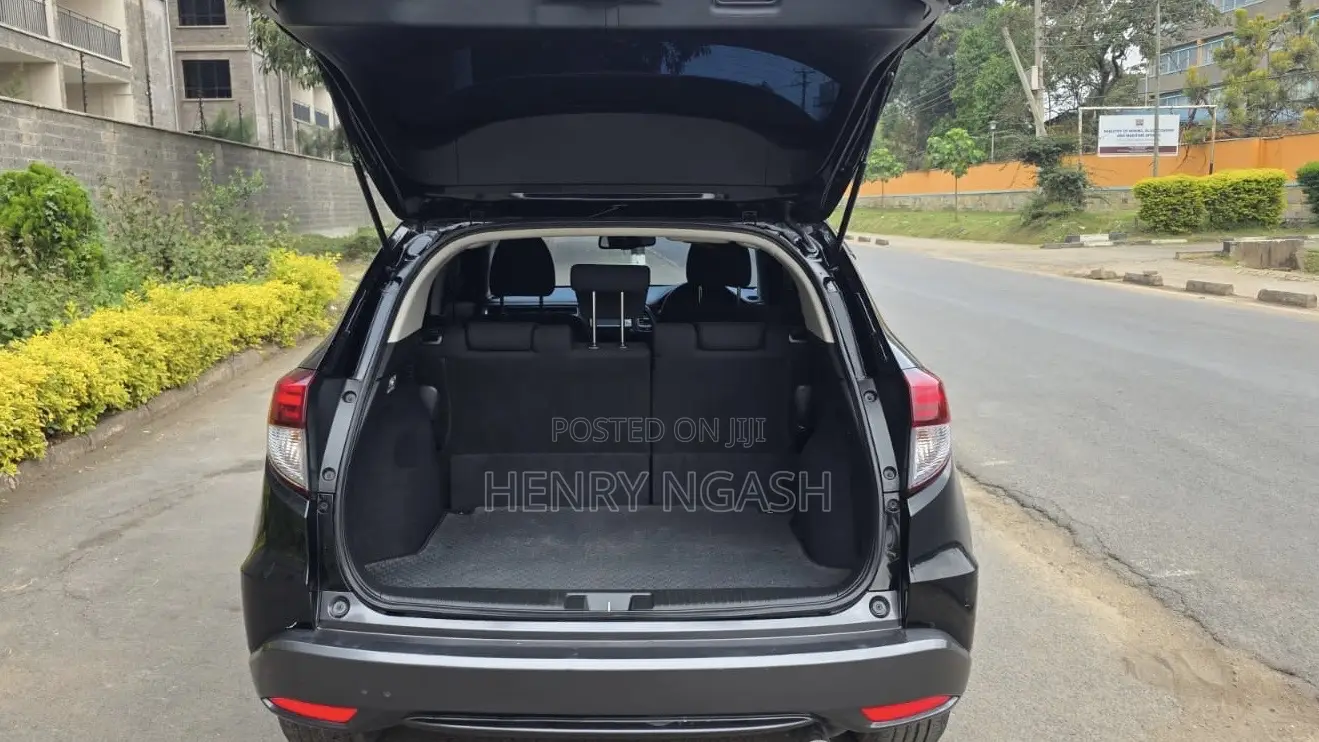 Honda Vezel 2016 Black