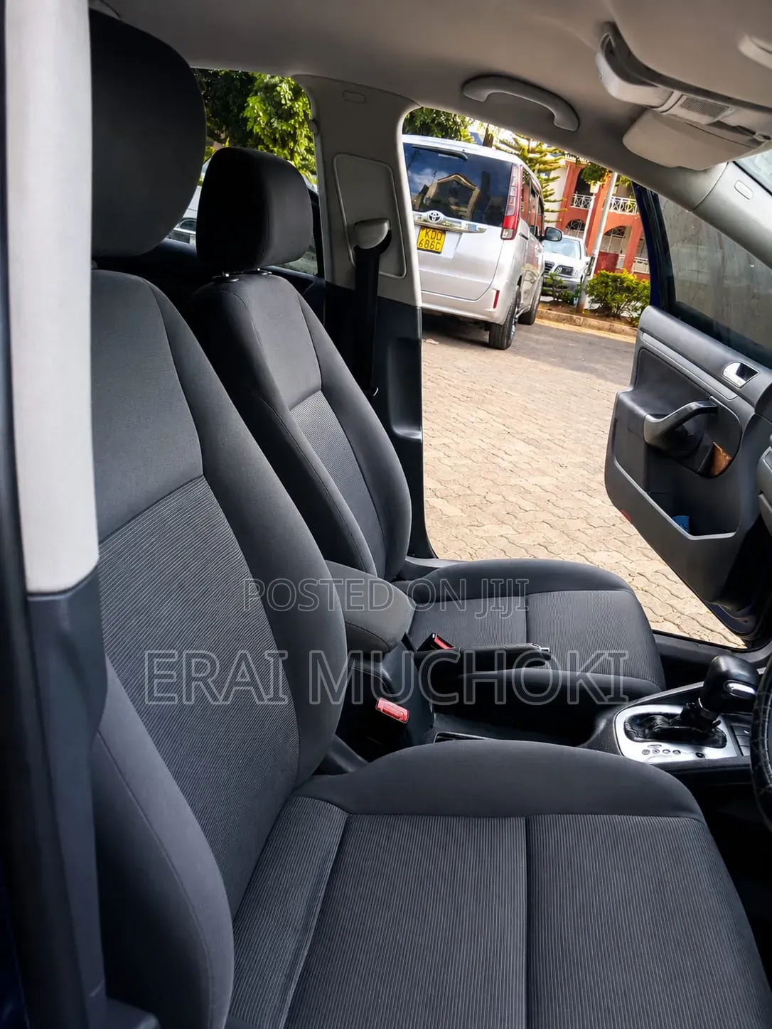 Volkswagen Golf 2005 Blue