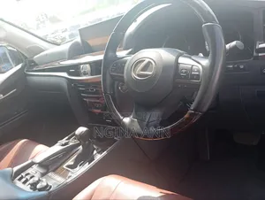 Lexus LX 2020 White
