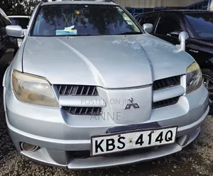 Mitsubishi Airtrek 2005 Silver