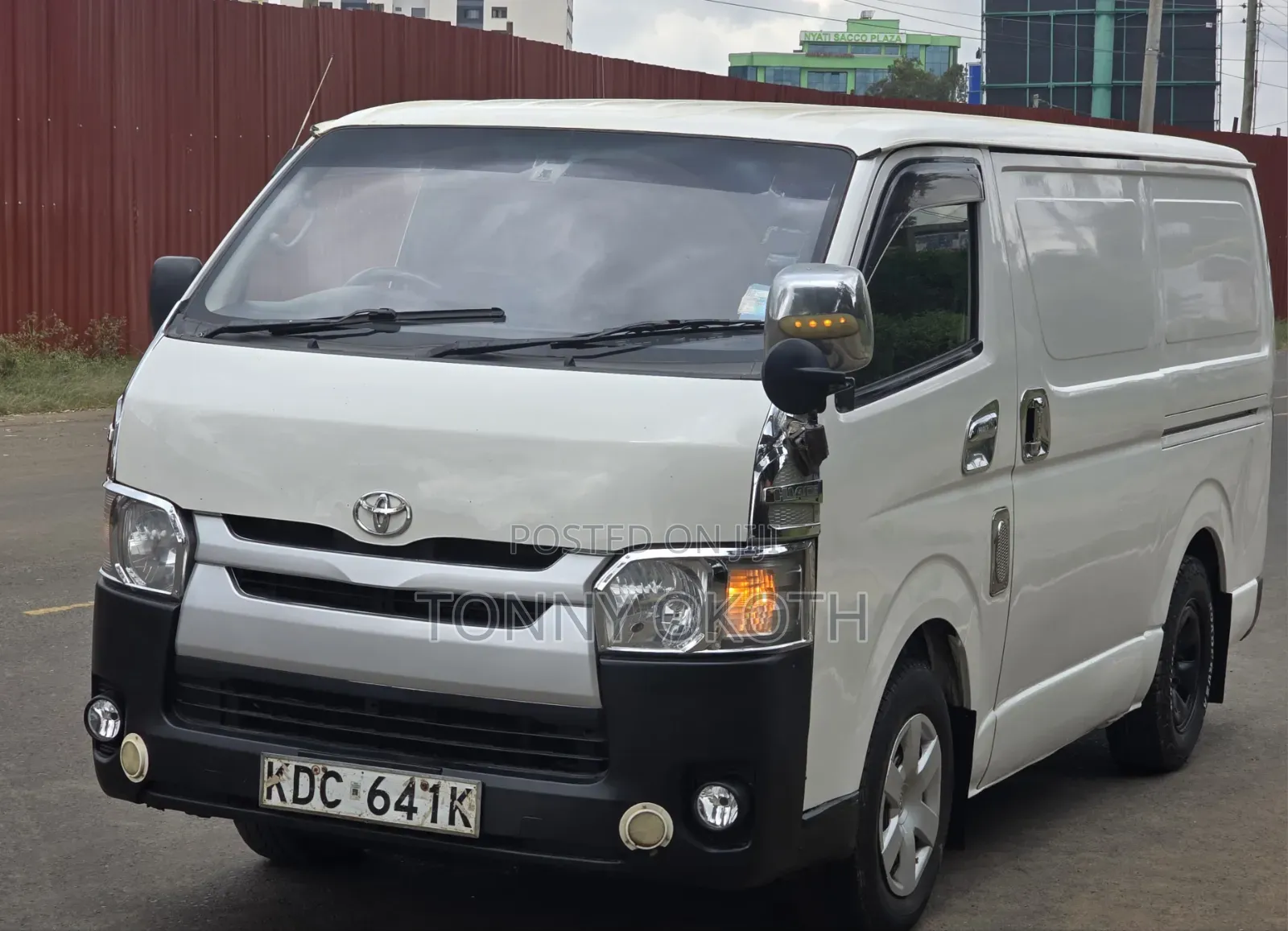 Toyota Grand HiAce 2014 White