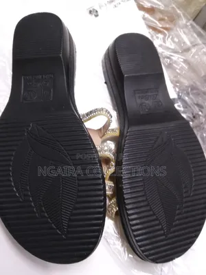 Ladies Sandals Gold / Silver