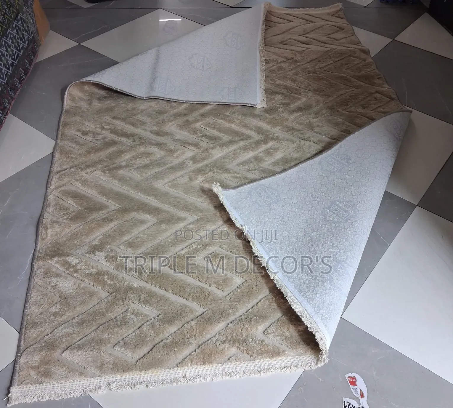 5 by 8 American Kristal Carpets