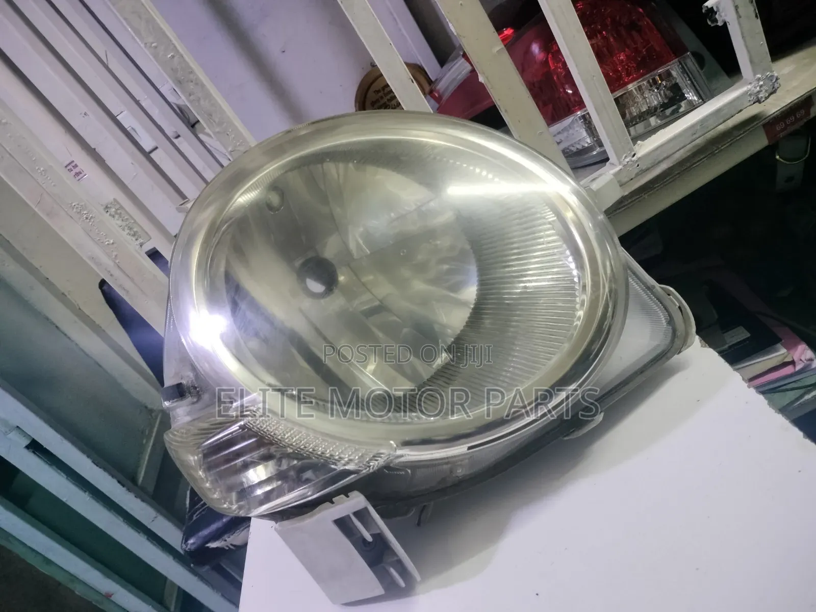 Toyota Sienta 2008 X-Japan Headlight
