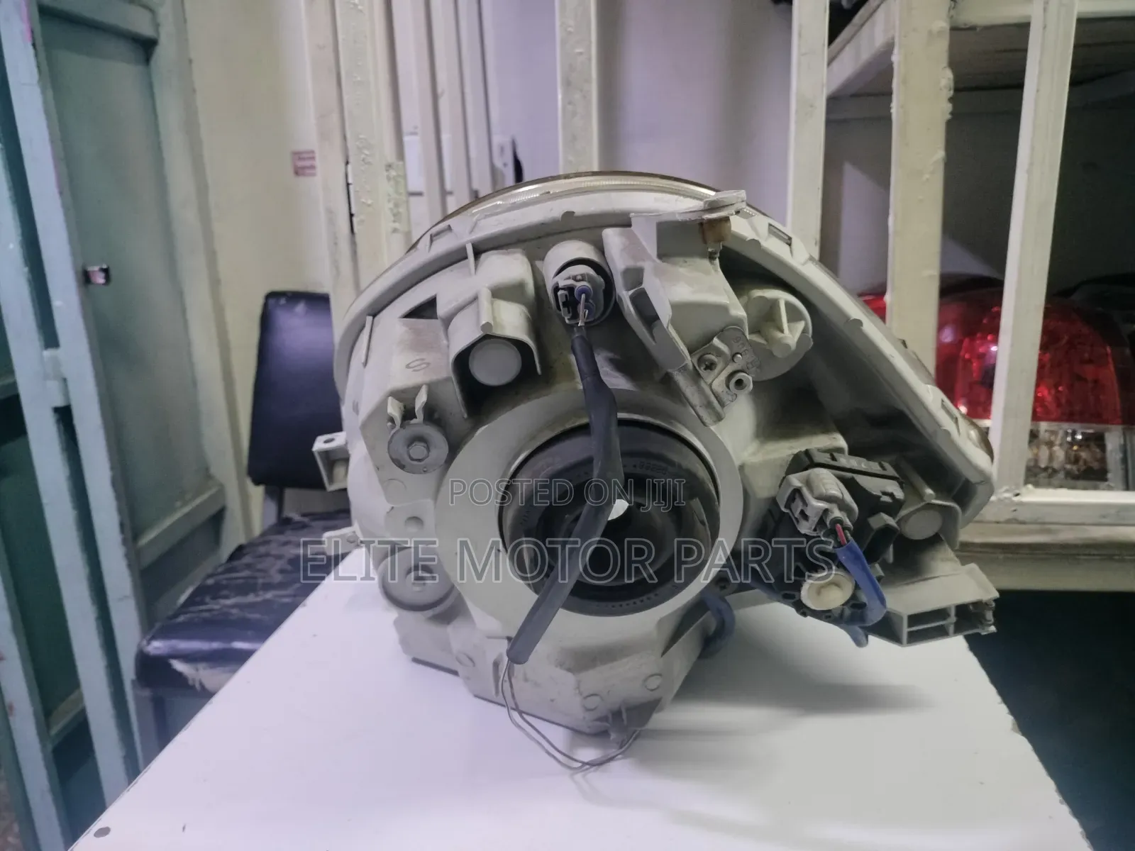 Toyota Sienta 2008 X-Japan Headlight