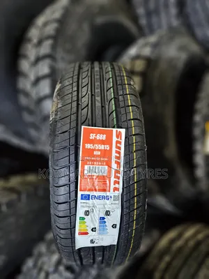 195/55r15 Sunfull 85v Tire