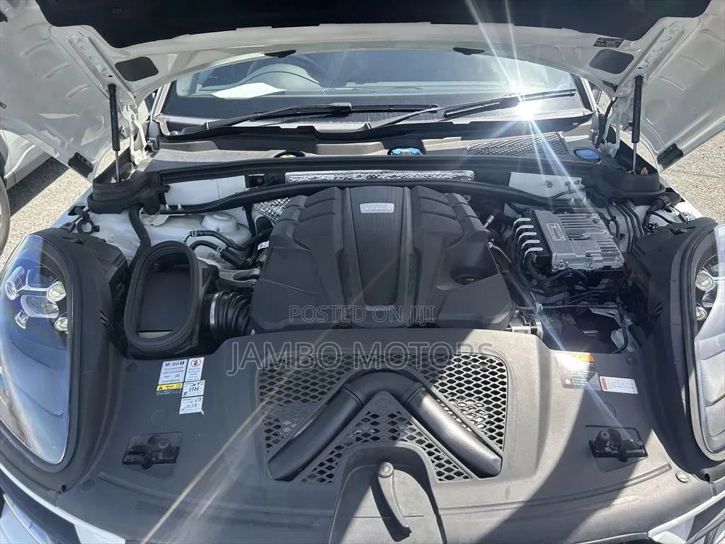 Porsche Macan S 2020 White
