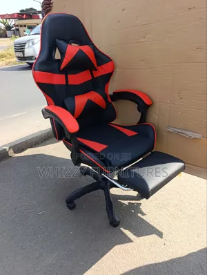 Reclining Gaming Chair With Footrest