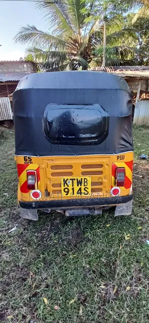 Bajaj RE 2018 Yellow