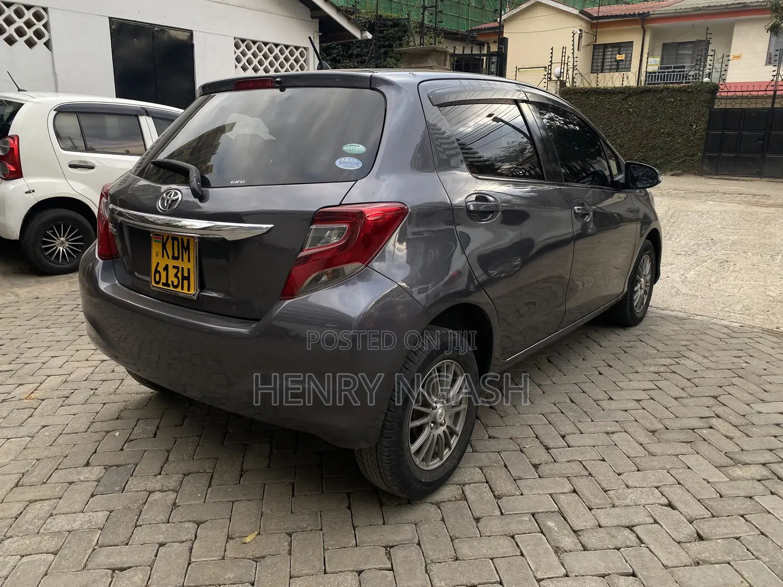 Toyota Vitz 2016 Gray