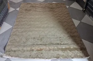 Modern Luxurious American Carpet 5 by 8