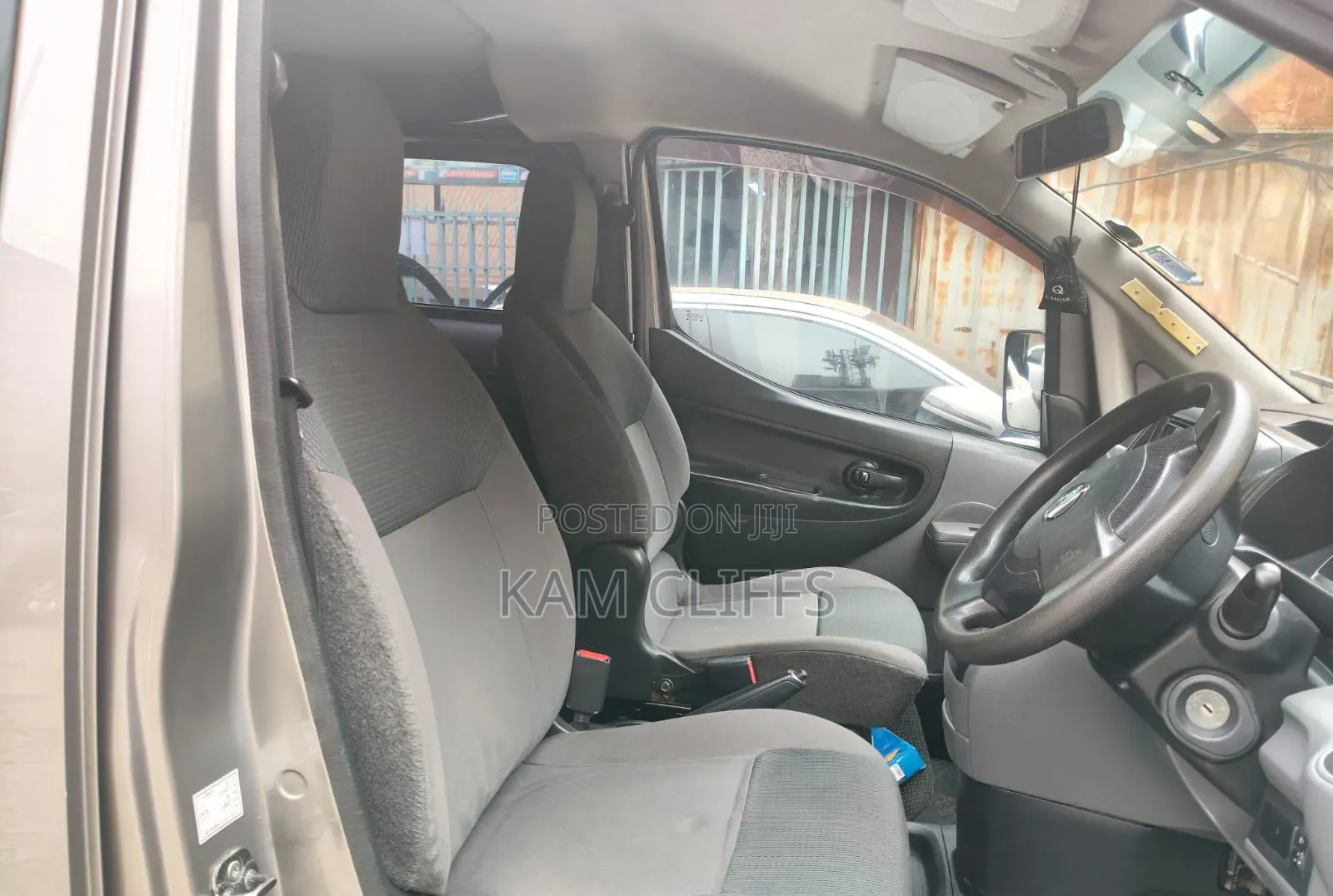 Nissan NV200 2014 Grey