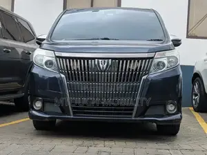 Toyota Esquire 2016 Black