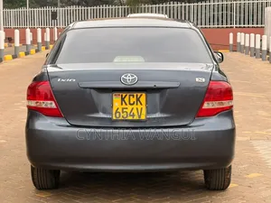 Toyota Axio 2010 Black