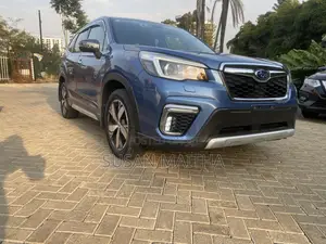 Subaru Forester Premium AWD 2019 Blue
