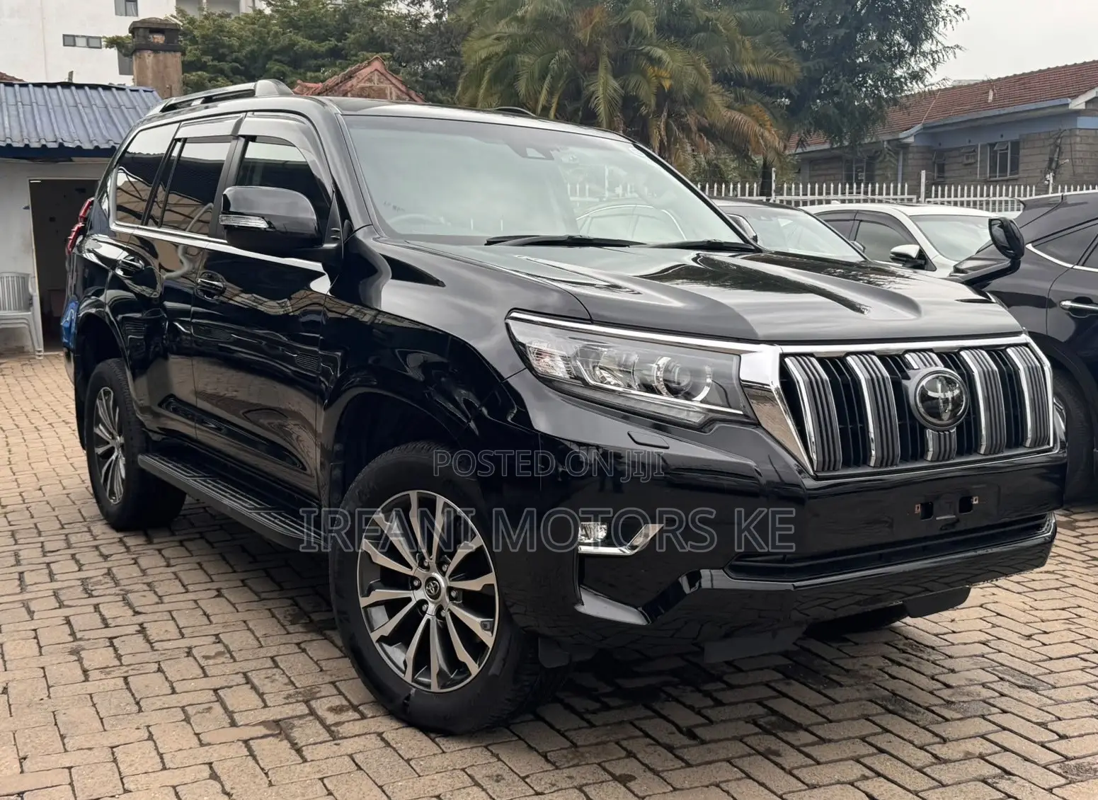 Toyota Land Cruiser Prado 2.8 2019 Matt Black