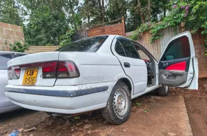Nissan Sunny 1997 White