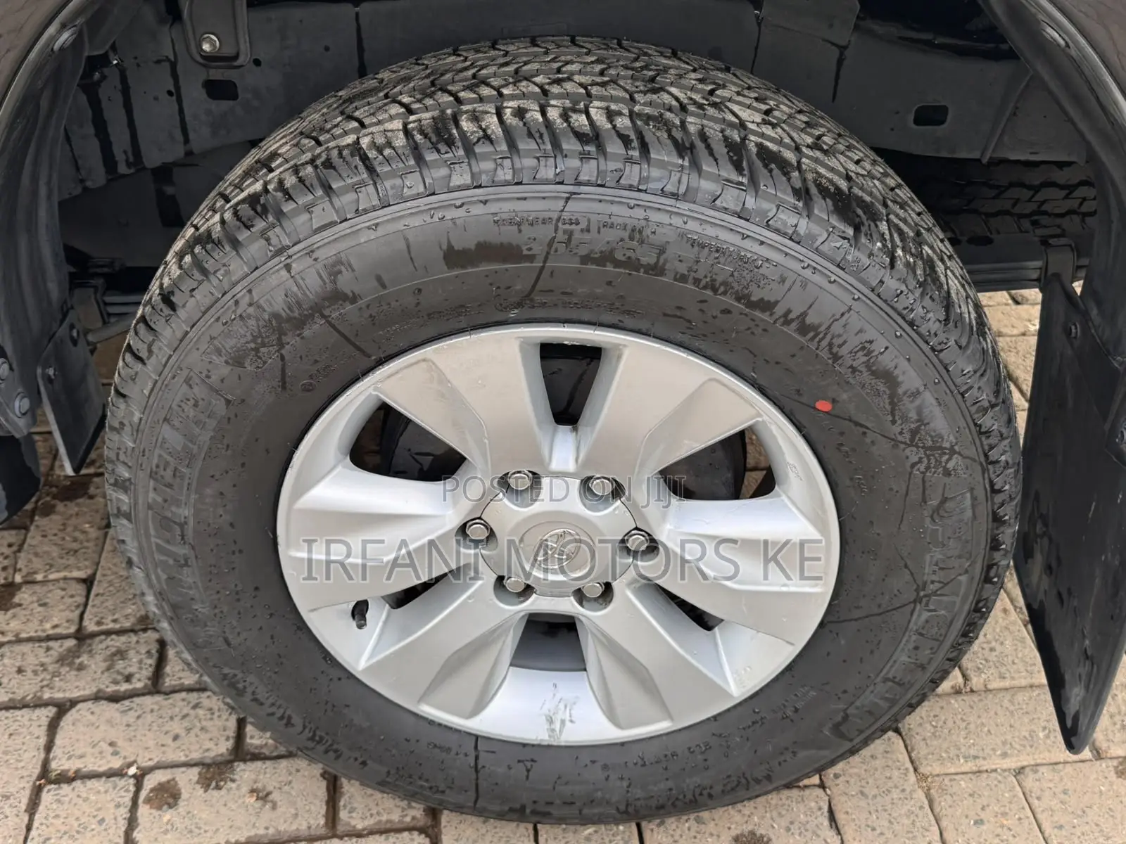 Toyota Hilux Revo Double Cab Deisel 2.4 AWD 2020 Black